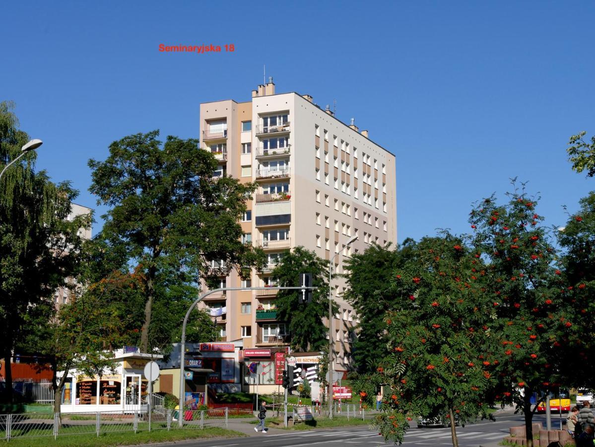 Lokum Seminaryjska Apartament Z Darmowym Parkingiem Kielce Dış mekan fotoğraf
