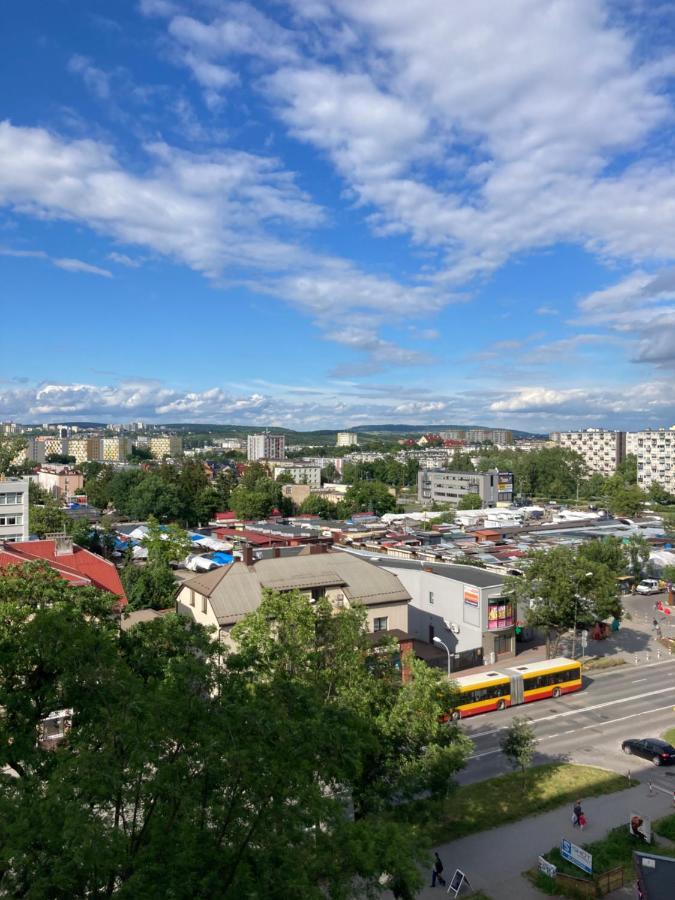 Lokum Seminaryjska Apartament Z Darmowym Parkingiem Kielce Dış mekan fotoğraf